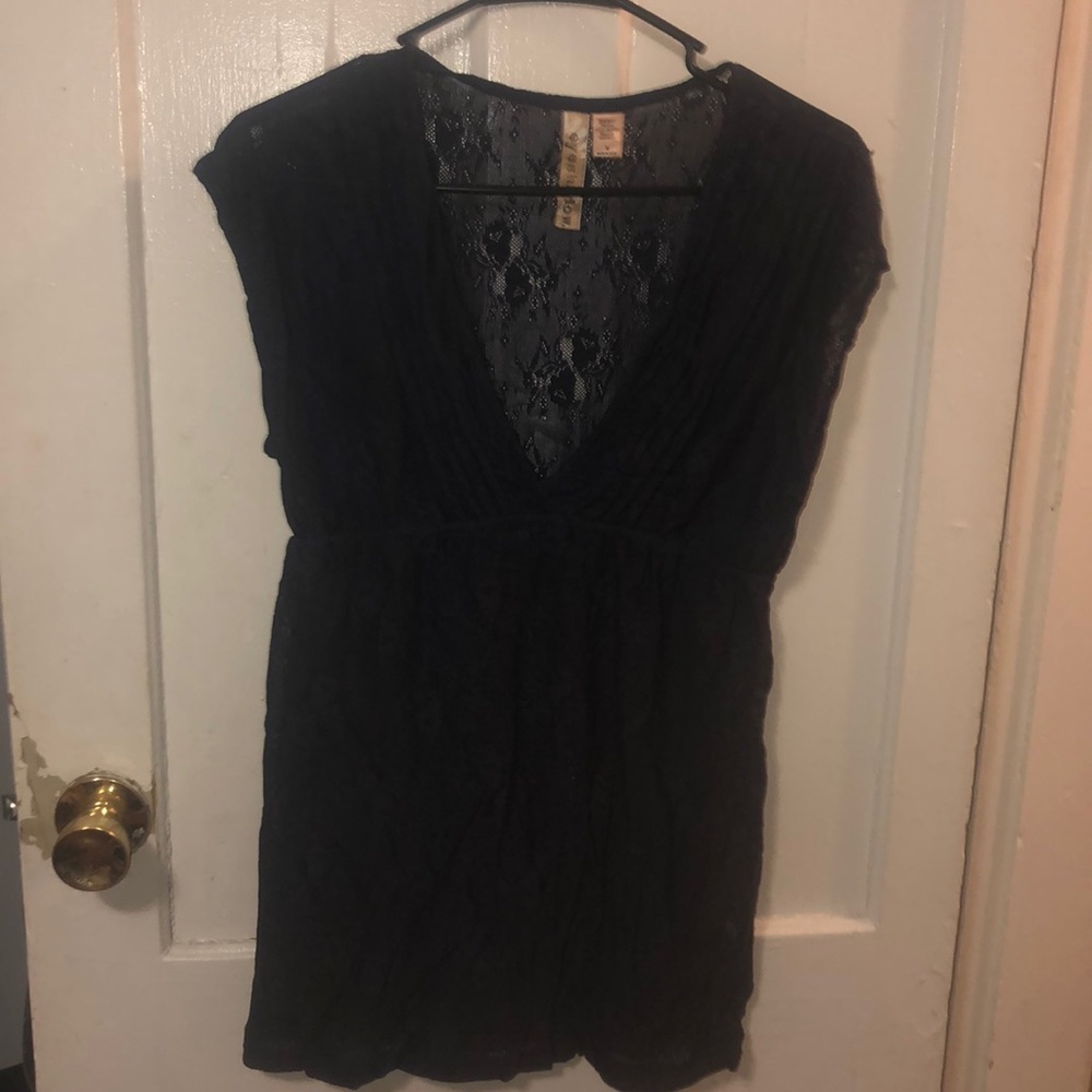 Lacey mesh navy top